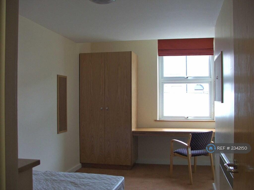 Main image of property: Hawks Road, Kingston Upon Thames, KT1