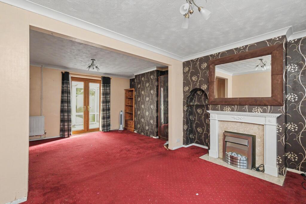 House in Milton Keynes, Wolverton and Greenleys - View 3