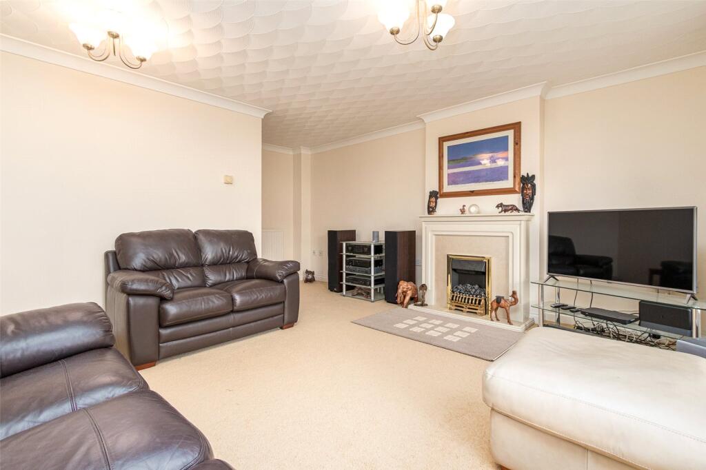 Youghal Close, Pontprennau, Cardiff, CF23 photo 4
