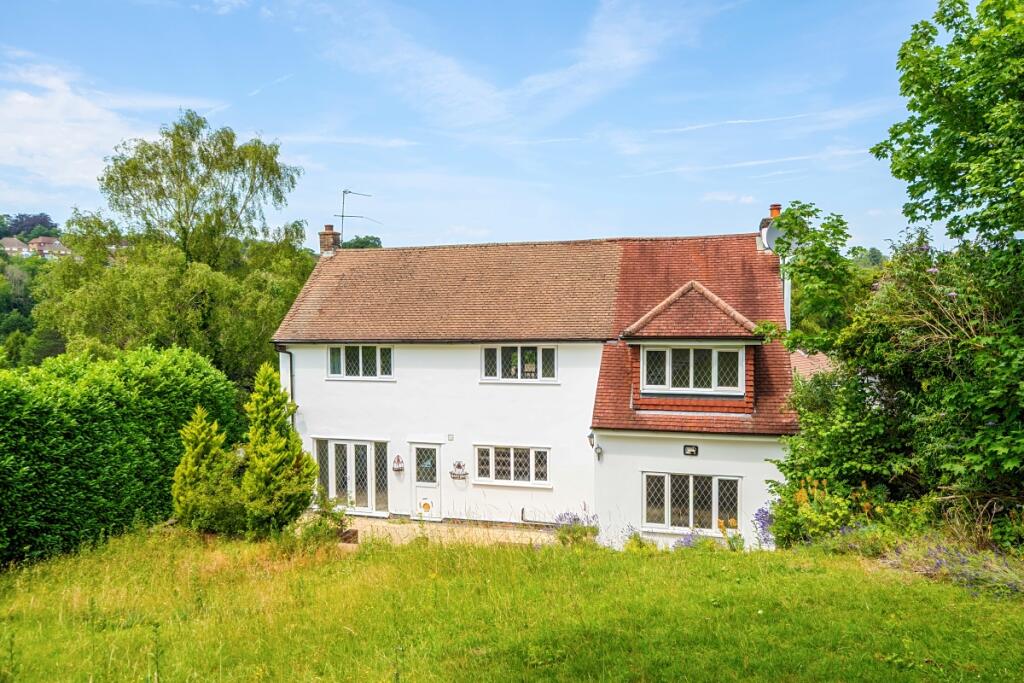 House in Tandridge, Caterham Valley - View 3