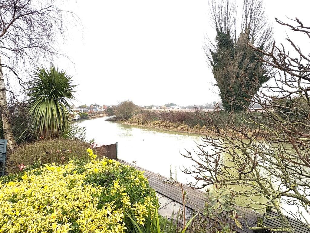 99, Station Road, Surfleet photo 3