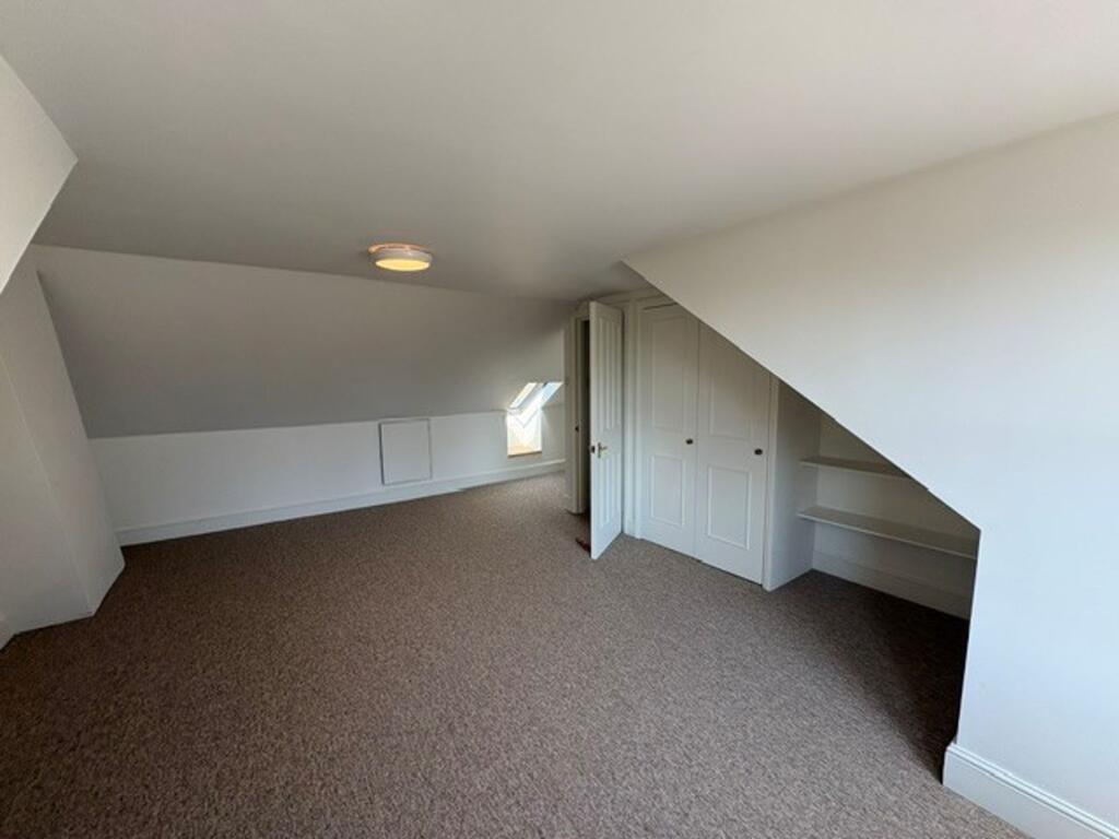 Apartment in Hove, Brunswick - View 6
