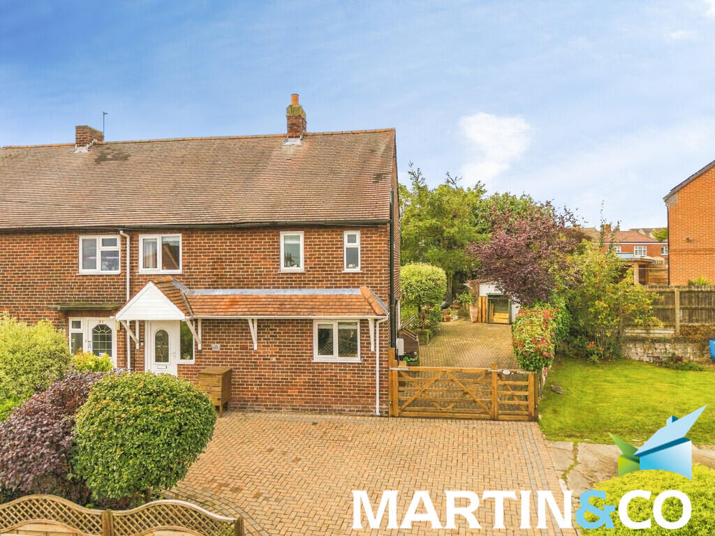 House in Wakefield, Coxley, Sitlington - View 2