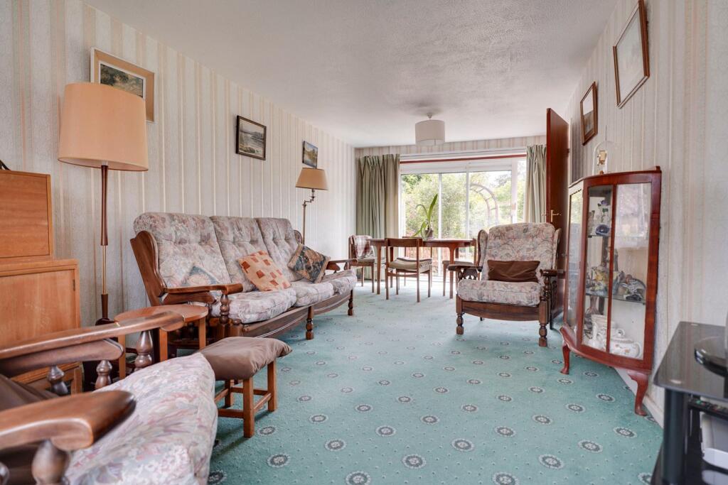 House in Uttlesford, Hatfield Heath - View 4
