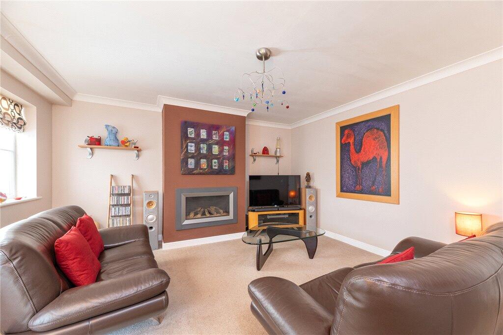 House in Bradford, West Yorkshire - View 2