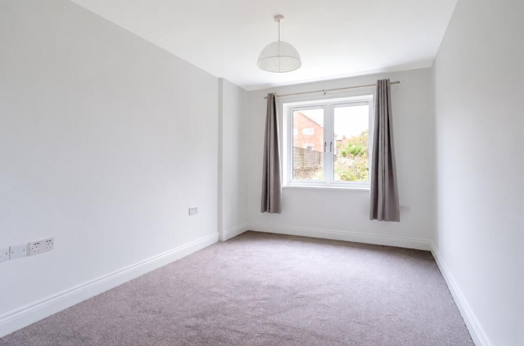 Apartment in Hove, Brighton and Hove - View 5