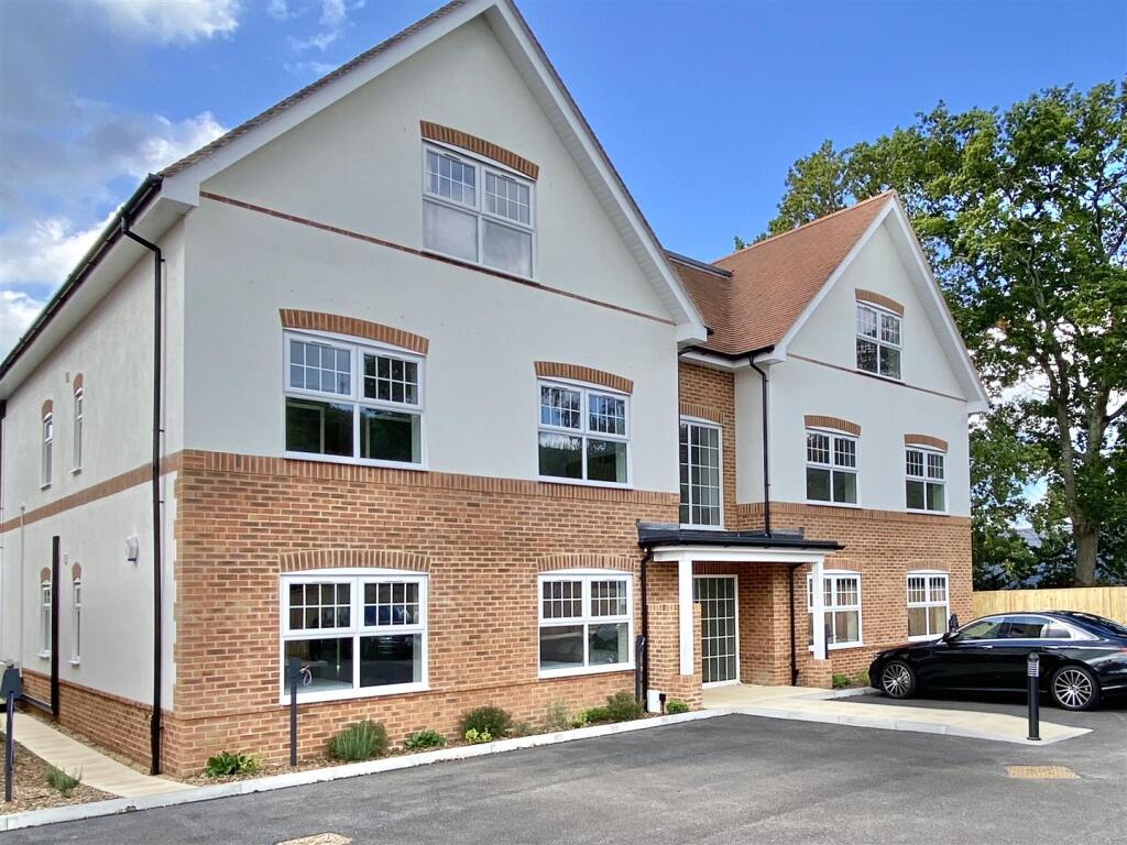 Fairway View House, Linden Road, West Parley, Ferndown