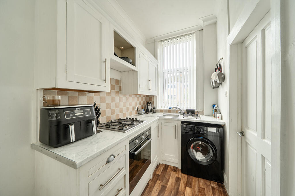 Additional image 5 of Crestville Terrace, Bradford, BD14 6