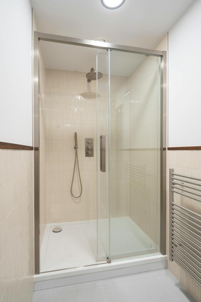 MC4362-8247-HR.jpg