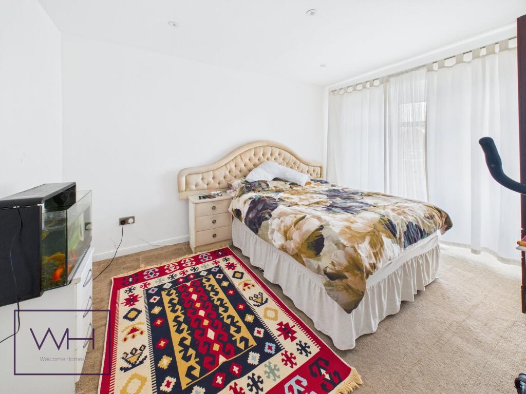 House in Rotherham, Clifton - View 5
