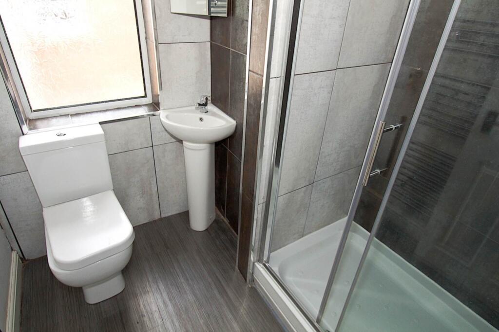 House in Leicester - View 5