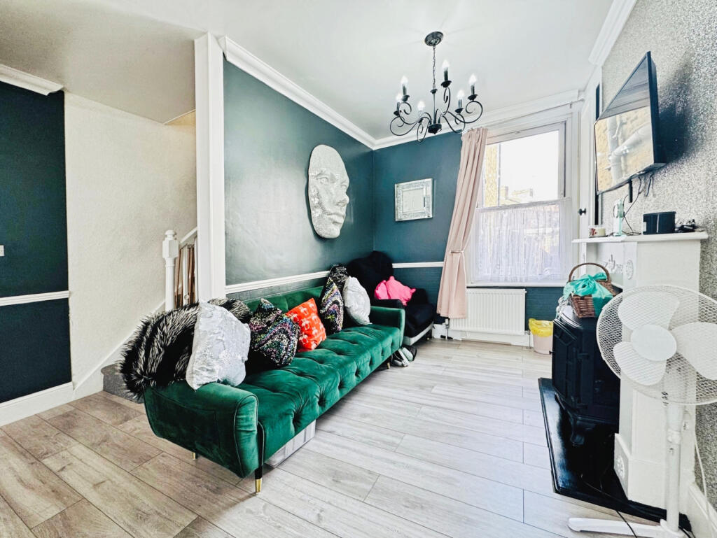 House in London, Stratford - View 2