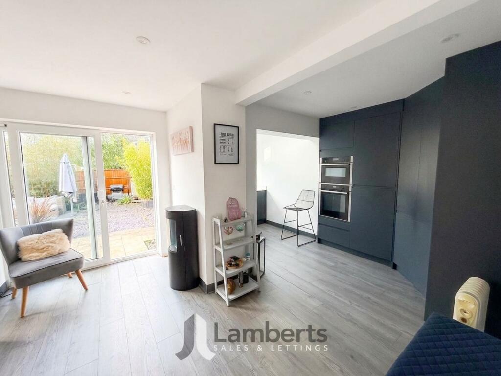House in Redditch, Worcestershire - View 4