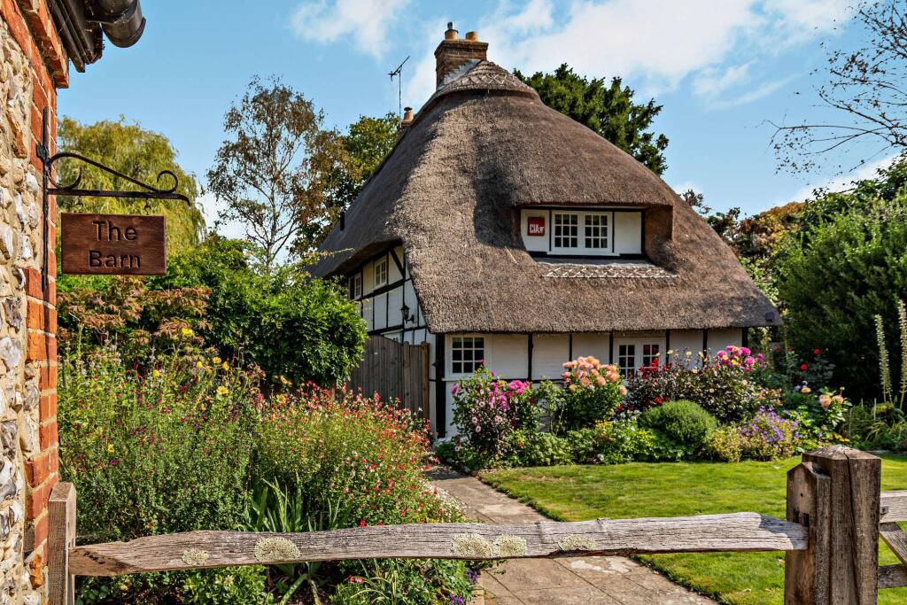 House in Portsmouth - View 4