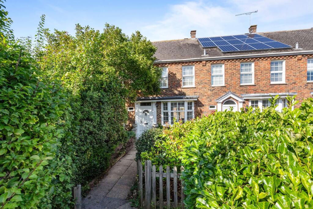 Main image of property: Woodlands Avenue, Rustington, BN16