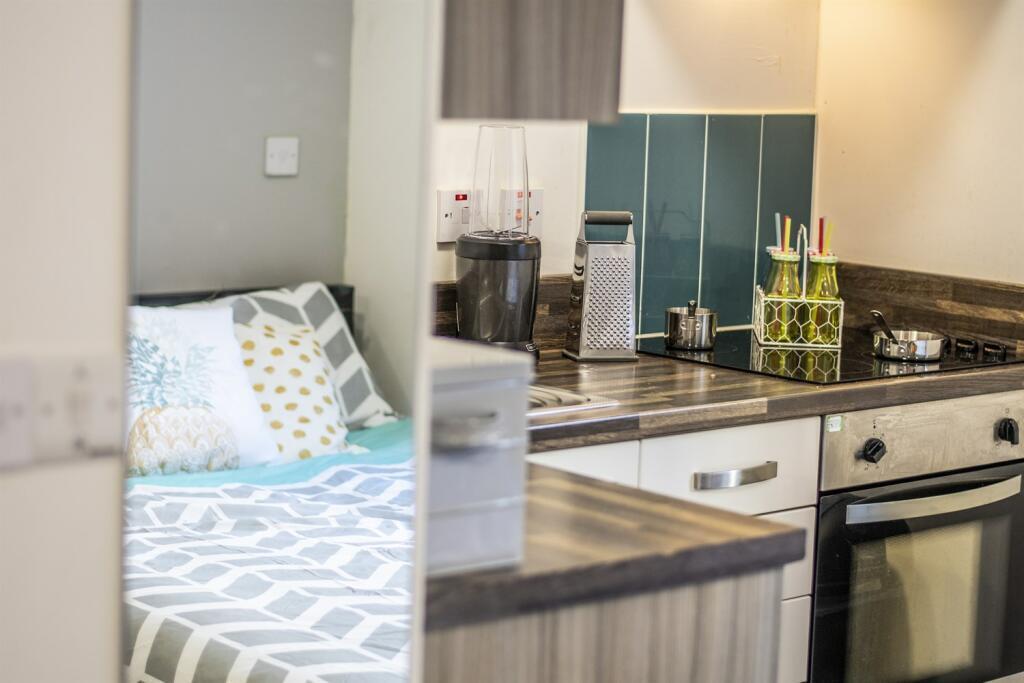 Apartment in Nottingham - More