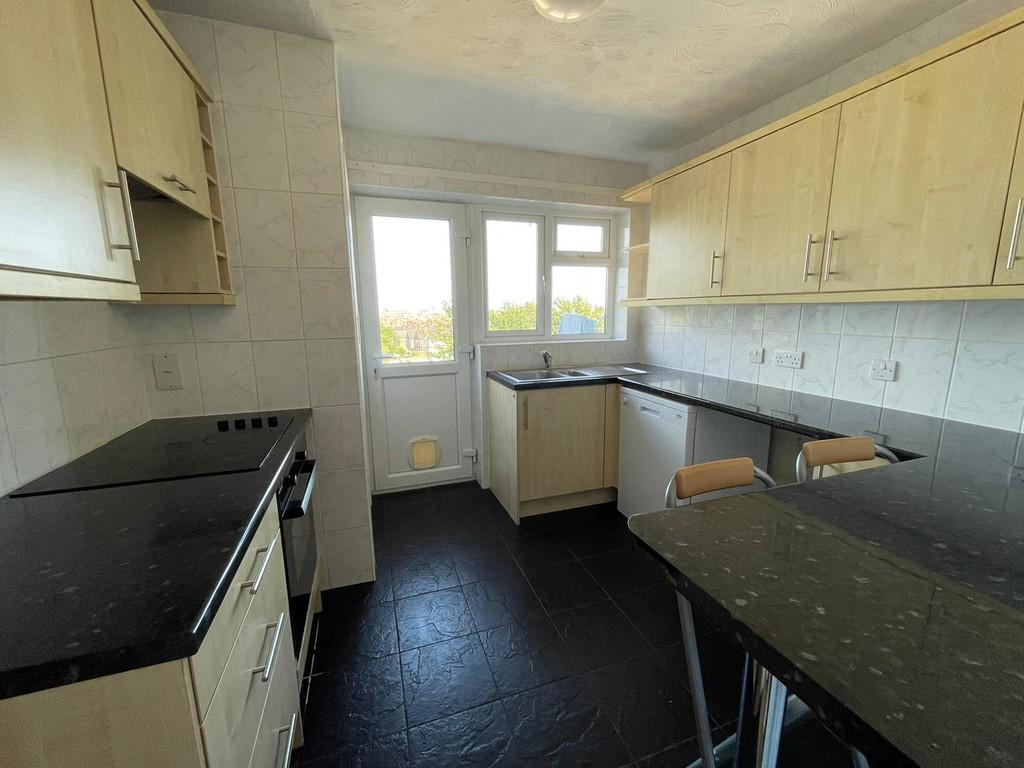 Apartment in Brighton - View 4