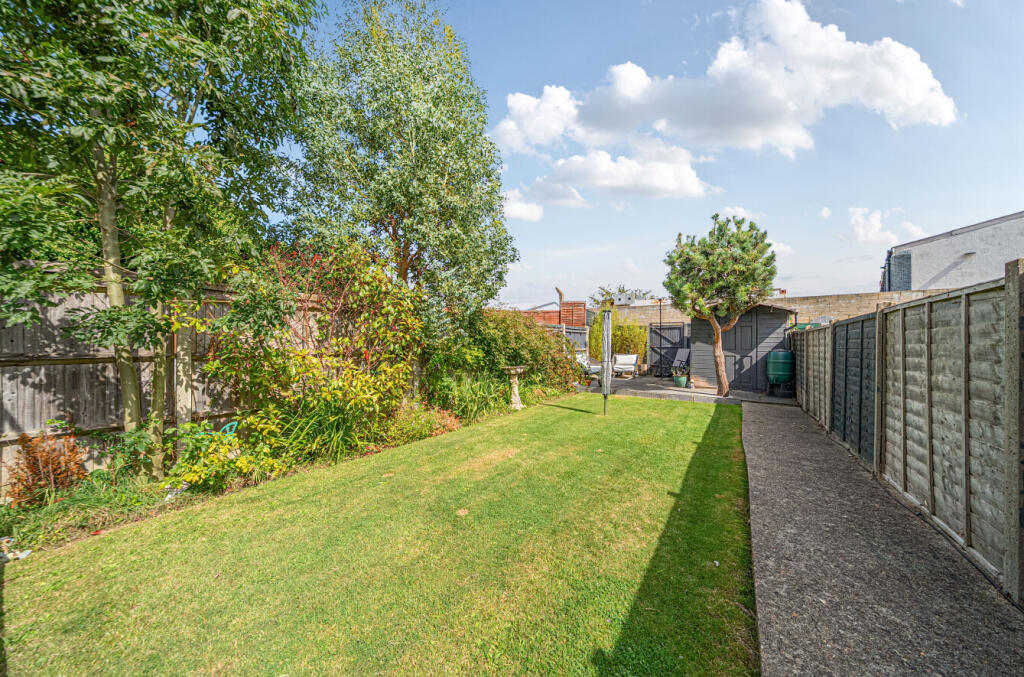 House in Worthing, Broadwater - View 4