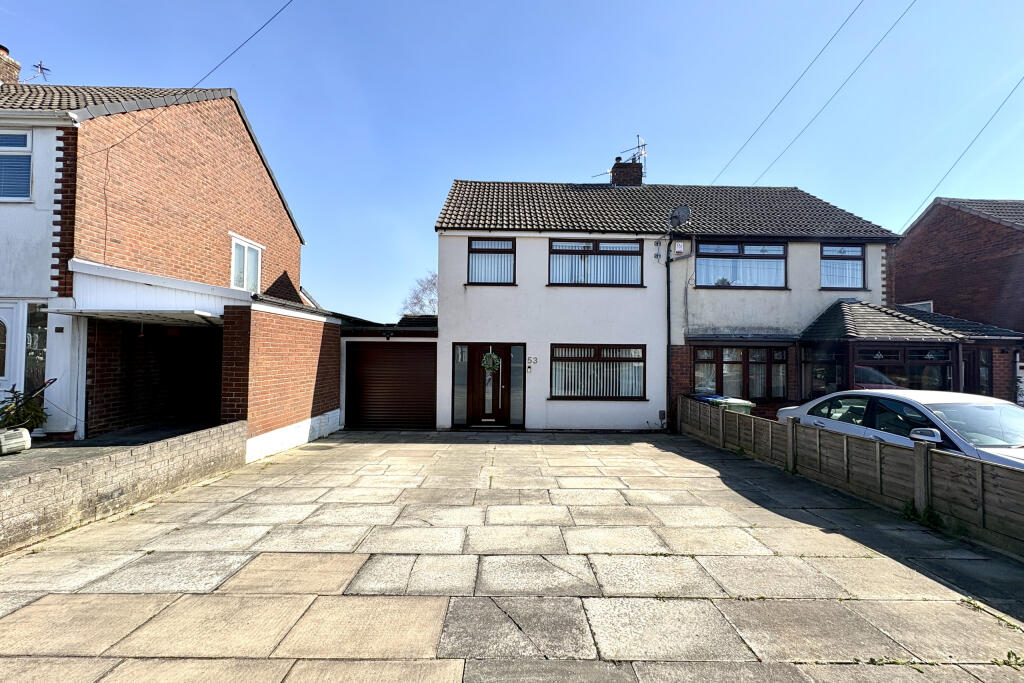 Main image of property: Meadowcroft, Ashton-in-makerfield, Wigan, WN4