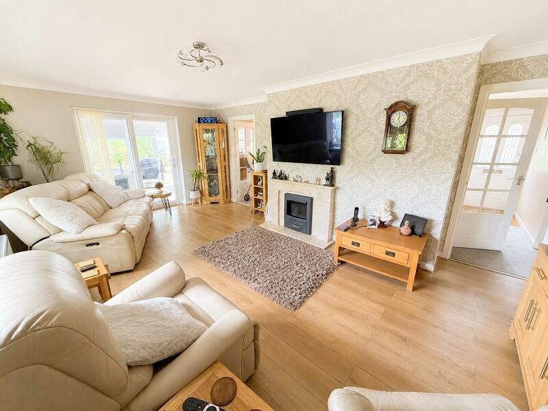 House in New Forest, New Milton - View 2