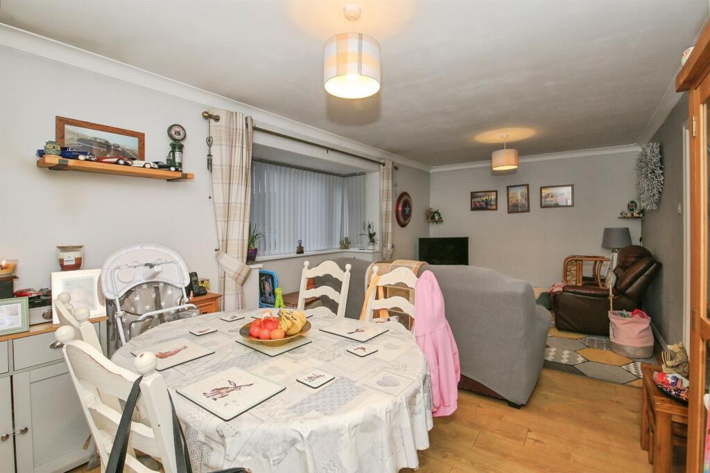 Bevills Close, Doddington, March photo 4