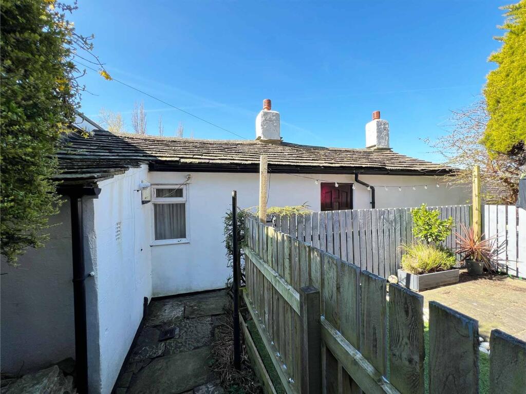 Main image of property: Almondbury Bank, Huddersfield, HD5