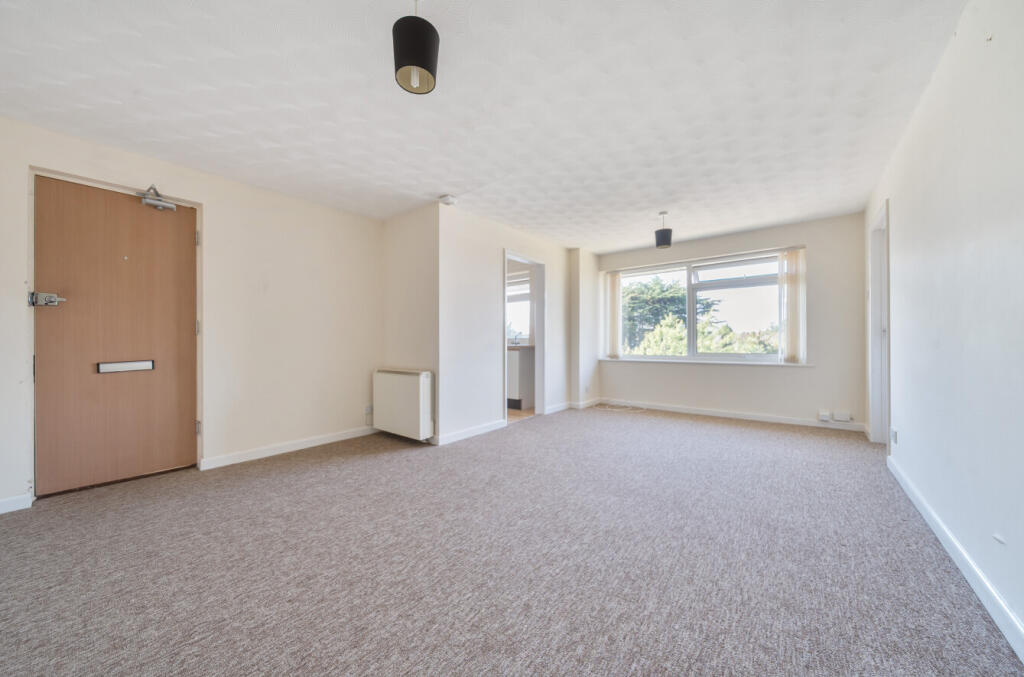 Deacon Road, Southampton, Hampshire, SO19 photo 3