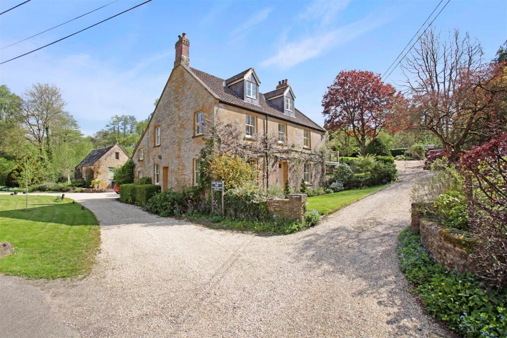 Main image of property: Little Norton, Norton Sub Hamdon, Stoke-Sub-Hamdon