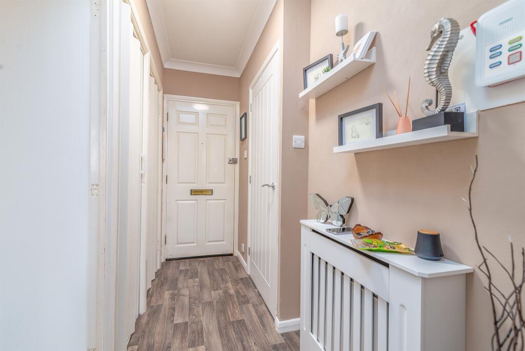 Apartment in Maldon - View 5