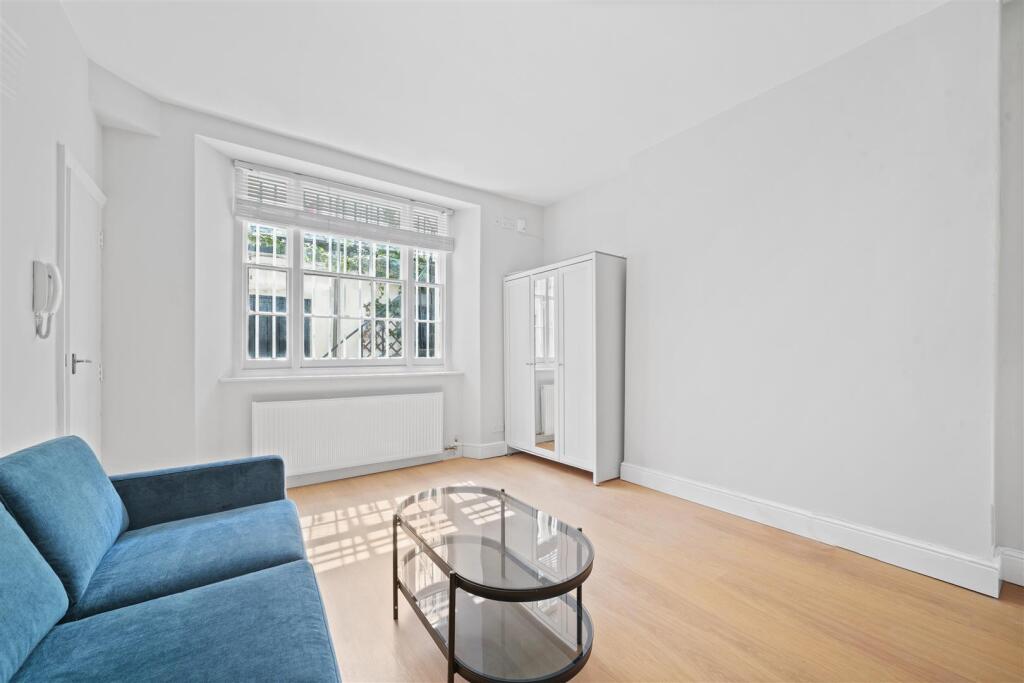 Apartment in London, Pimlico - View 4