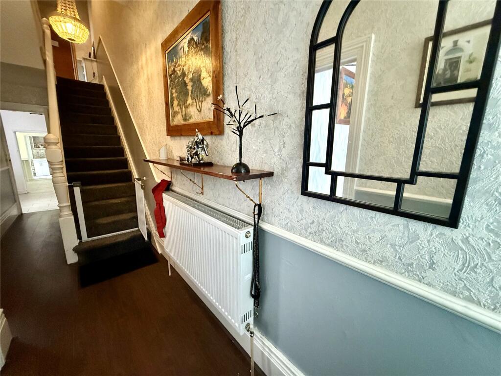 House in York - View 4