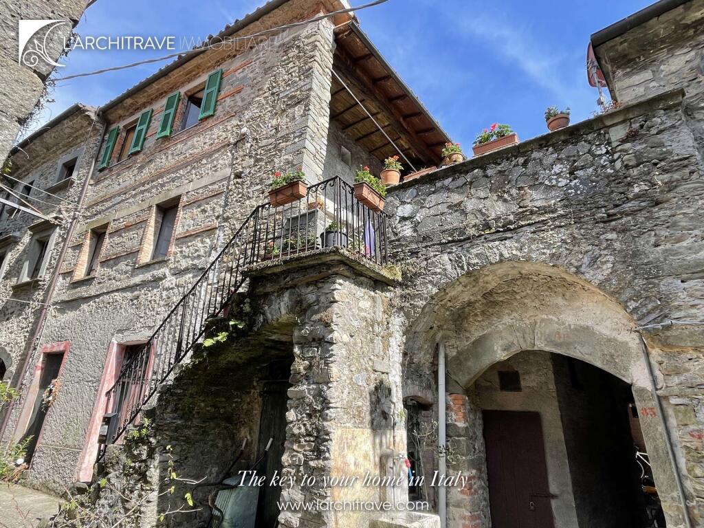 Main image of property: Tuscany, Lunigiana, Licciana Nardi