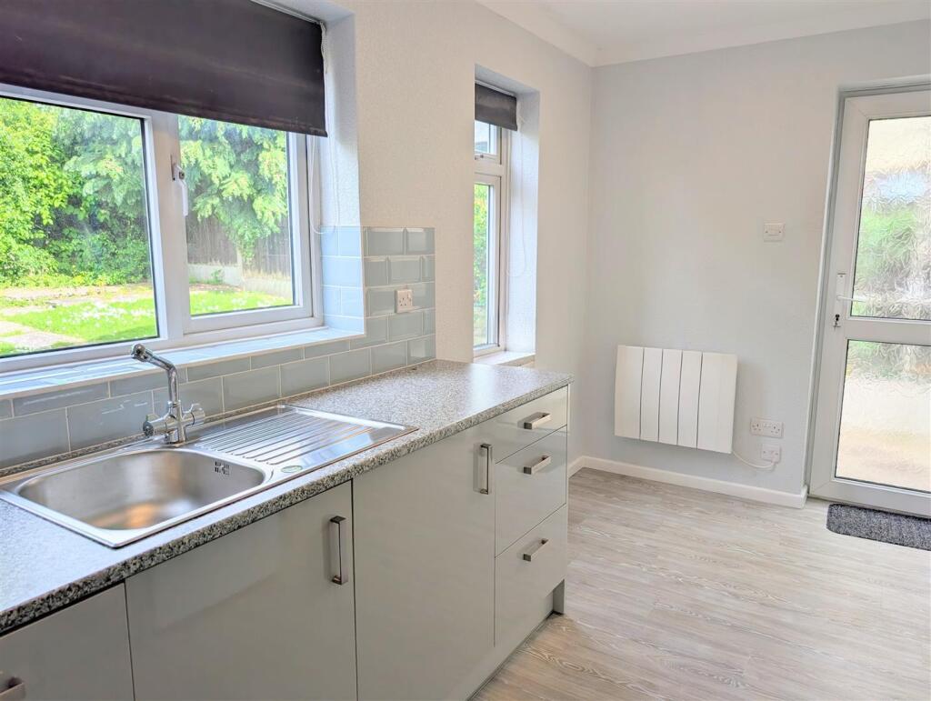 16 St. Andrews Road, Shrewsbury, SY3 6BH photo 3