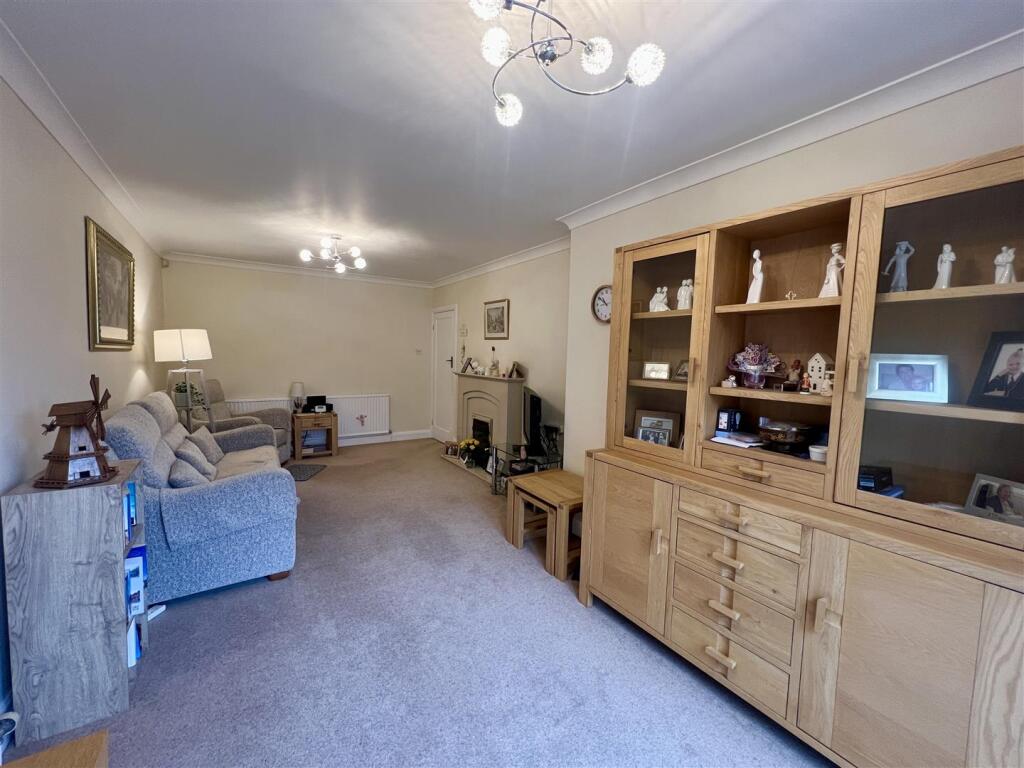 Ludford Grove, Sale photo 4