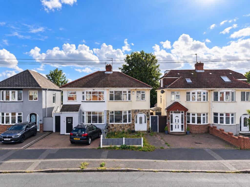 Main image of property: 166 Colman Avenue, Wolverhampton, WV11 3RU