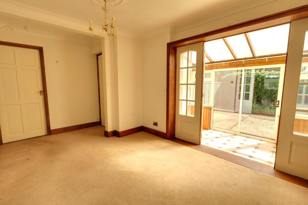 House in East Hampshire, Horndean - View 3