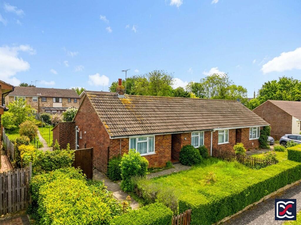Main image of property: Warren Road, Yardley Gobion, Towcester, NN12