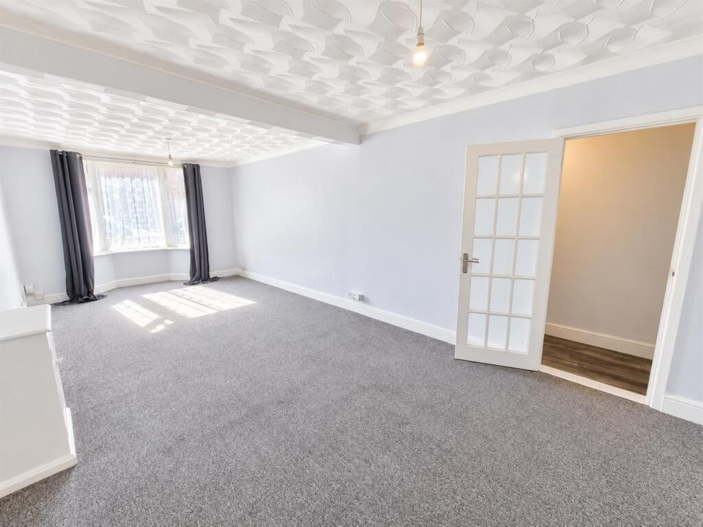 House in Portsmouth - View 5