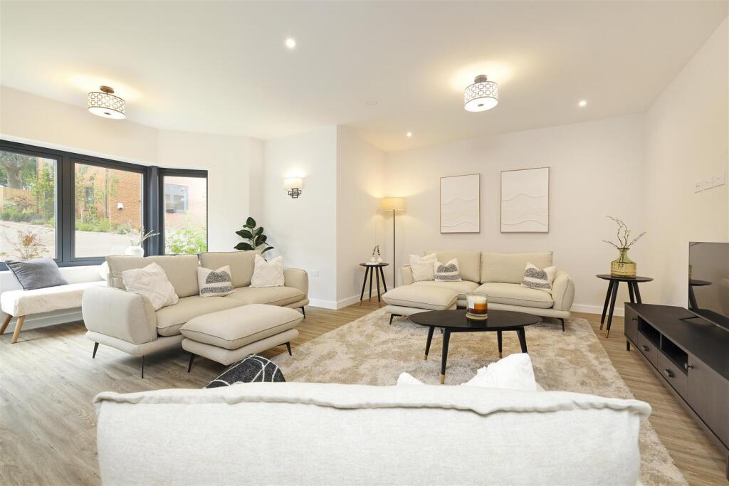 Main image of property: LEATHERHEAD ROAD, BOOKHAM, KT23