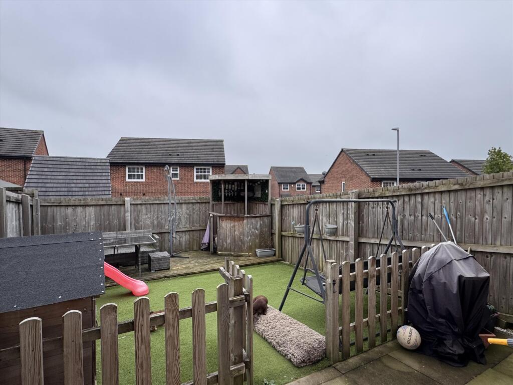 House in Preston - View 5