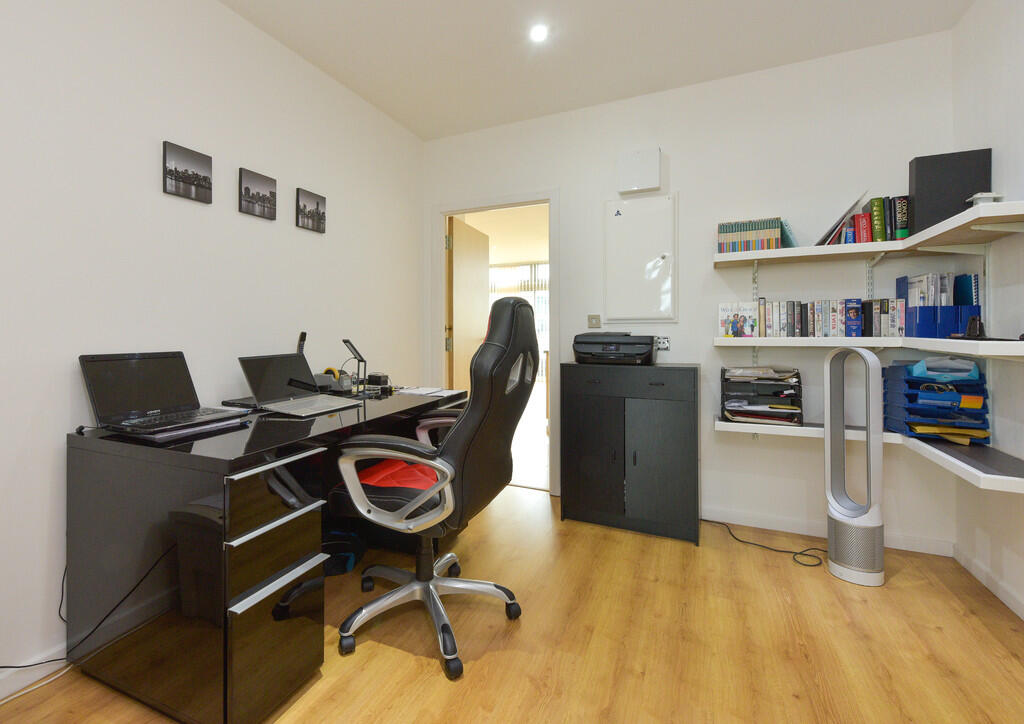 4 bedroom penthouse for rent