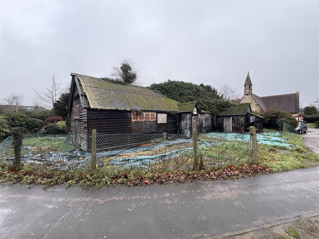 Additional image 2 of St. Albans Road East, Hatfield