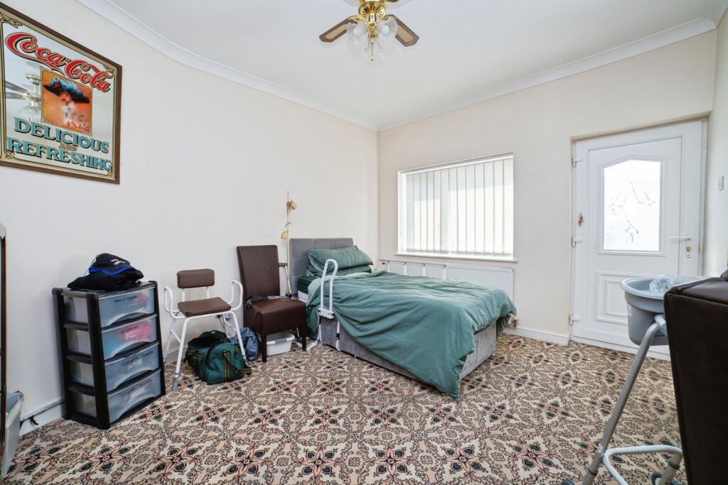House in Newark and Sherwood, Rainworth - View 2
