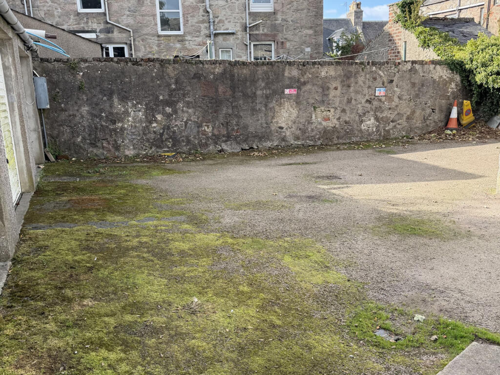 West Mount Street, Aberdeen, AB25 - More
