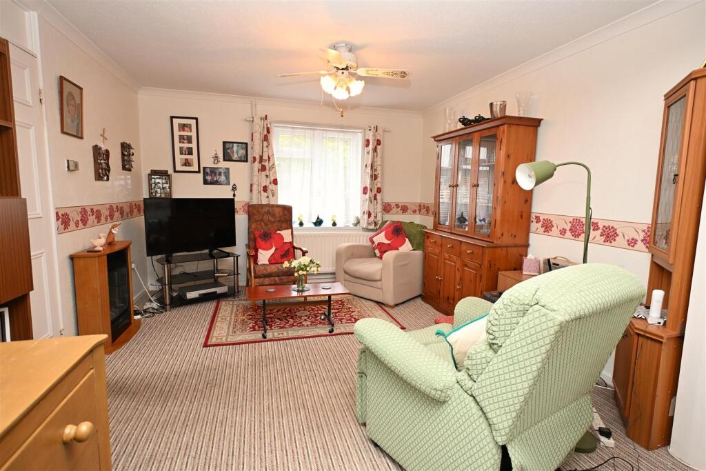 House in Reading - View 4