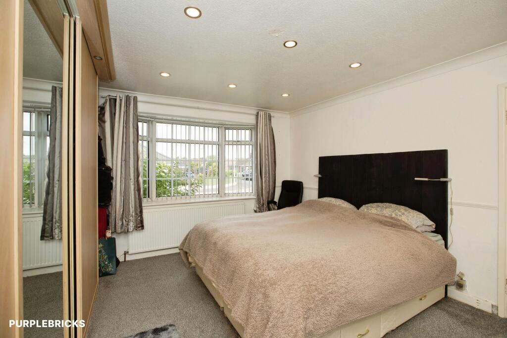 House in Fylde, Freckleton - More