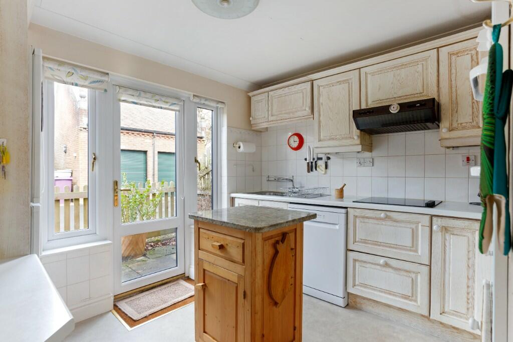 Bearwater, Hungerford, Berkshire, RG17 0NN. - View 2