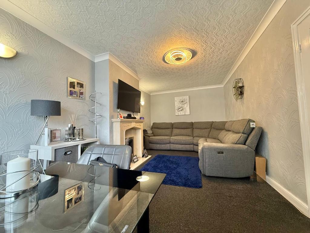Additional image 2 of Crockford Road, West Bromwich, West Midlands, B71 2ES