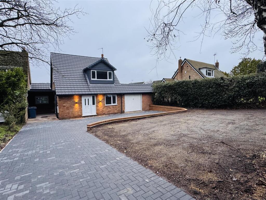 Main image of property: Haywood Grange, Little Haywood, Stafford, ST18 0UB