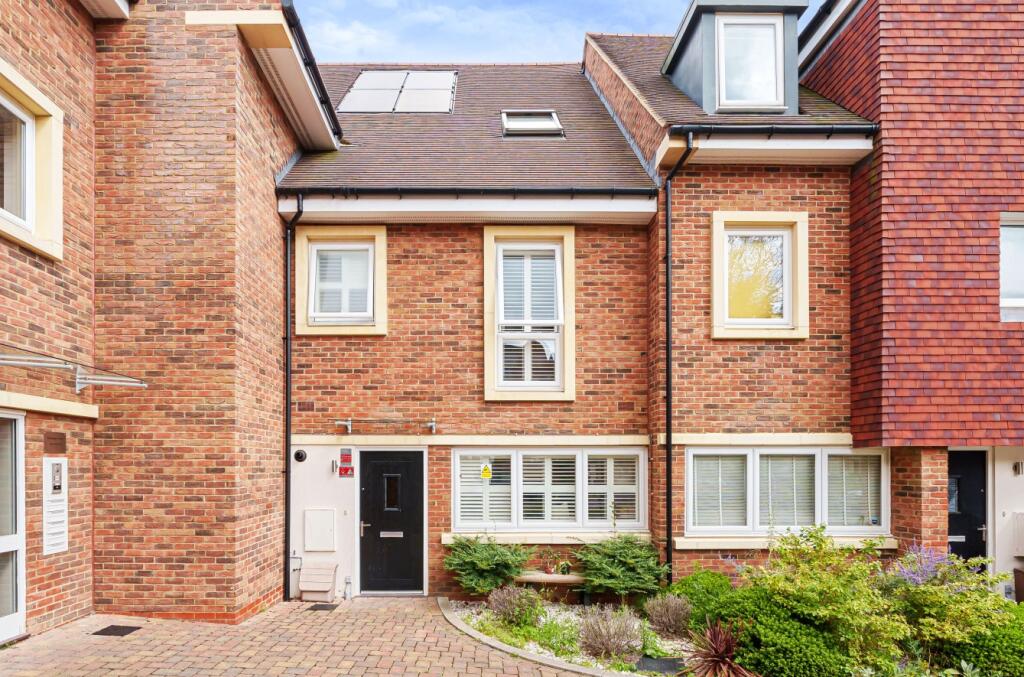 Main image of property: Ash Tree Close Locksbottom BR6